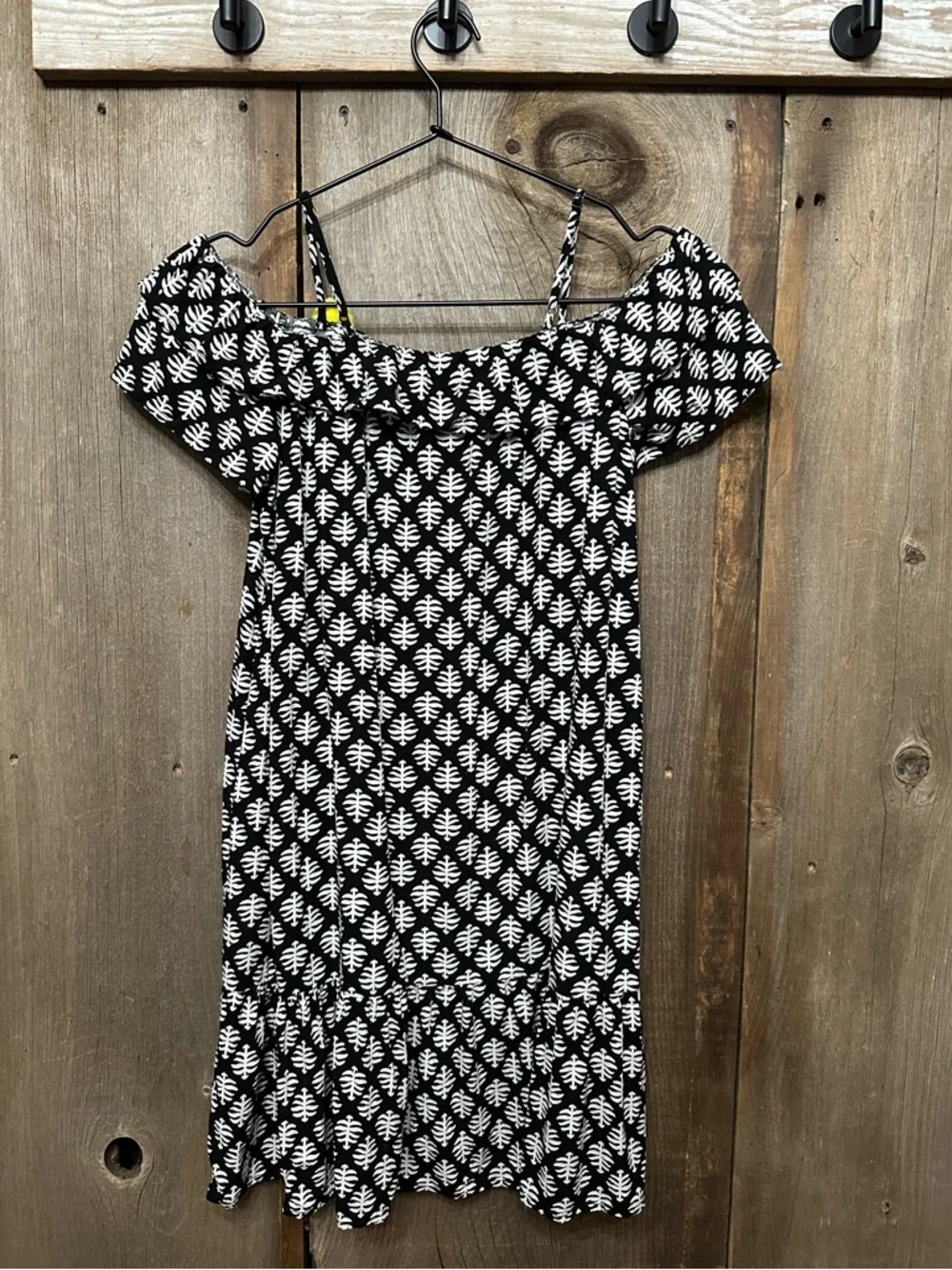 Old Navy Rayon Cold Shoulder Dress in Black & White Print Size XL 14 Girls